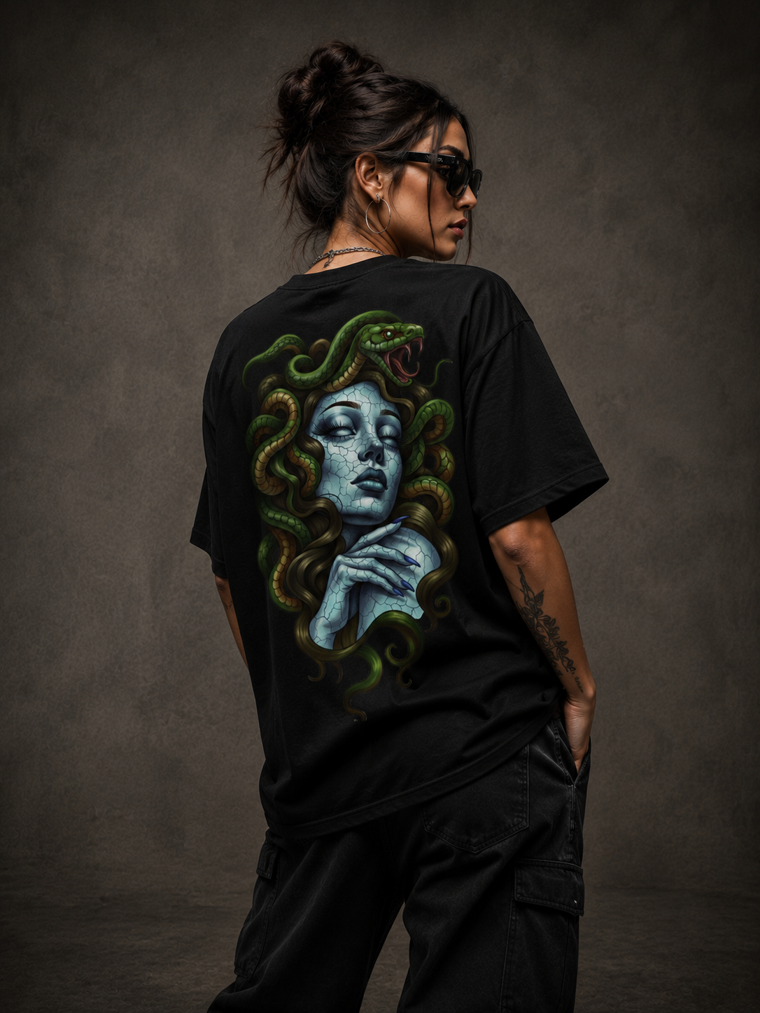 Camiseta Oversized |  Medusa Sombria Unissex