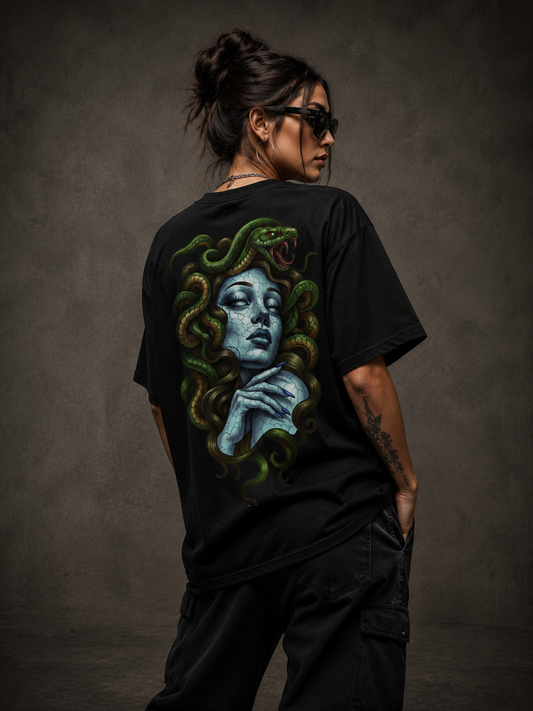 Camiseta Oversized |  Medusa Sombria Unissex
