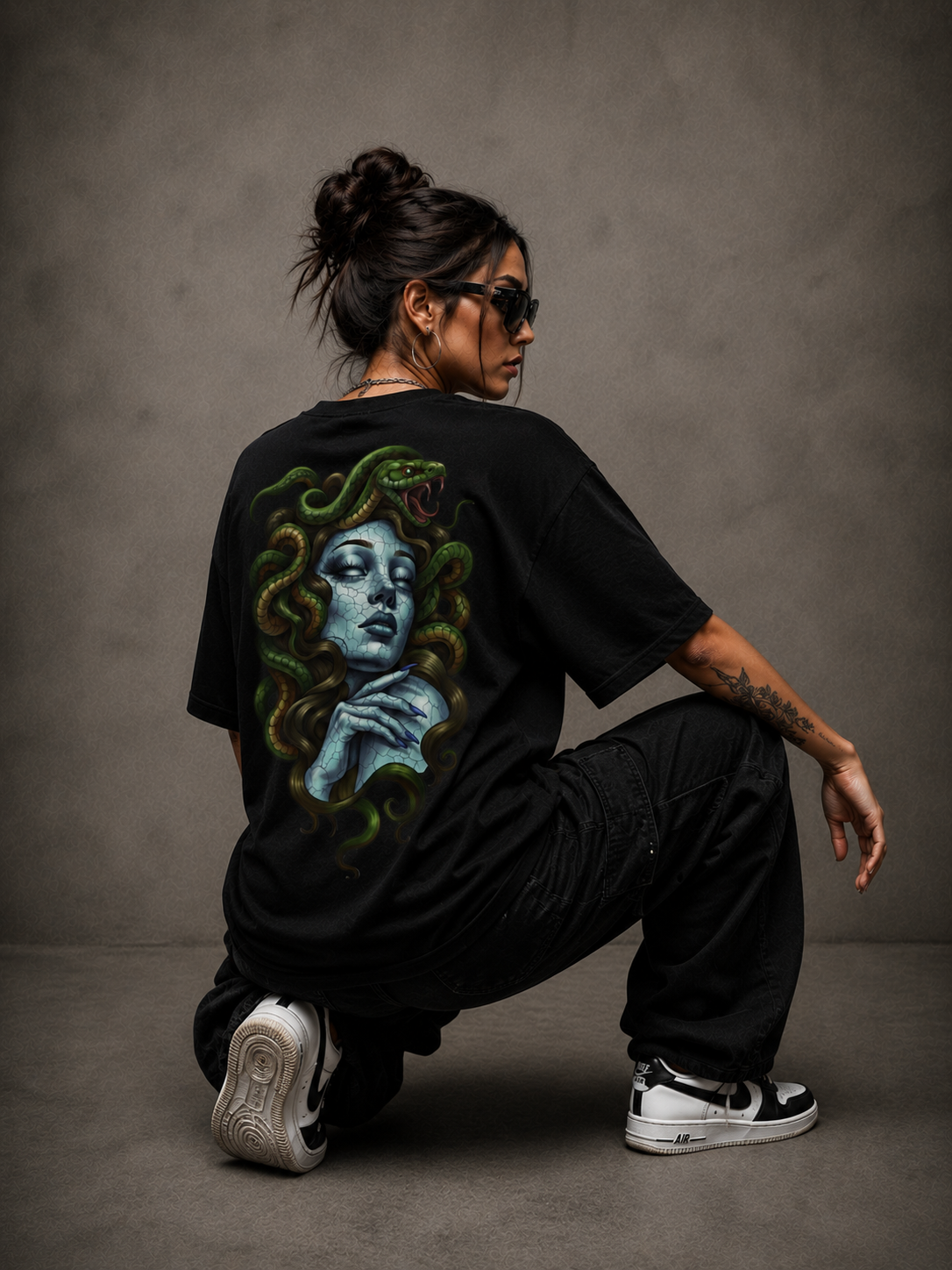 Camiseta Oversized |  Medusa Sombria Unissex